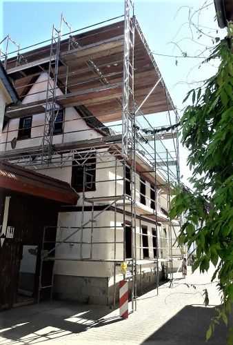 Gerüst für Wohngebäude